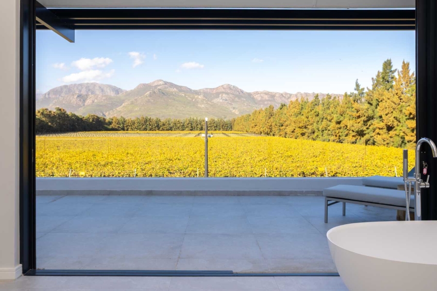 5 Bedroom Property for Sale in Val De Vie Estate Western Cape